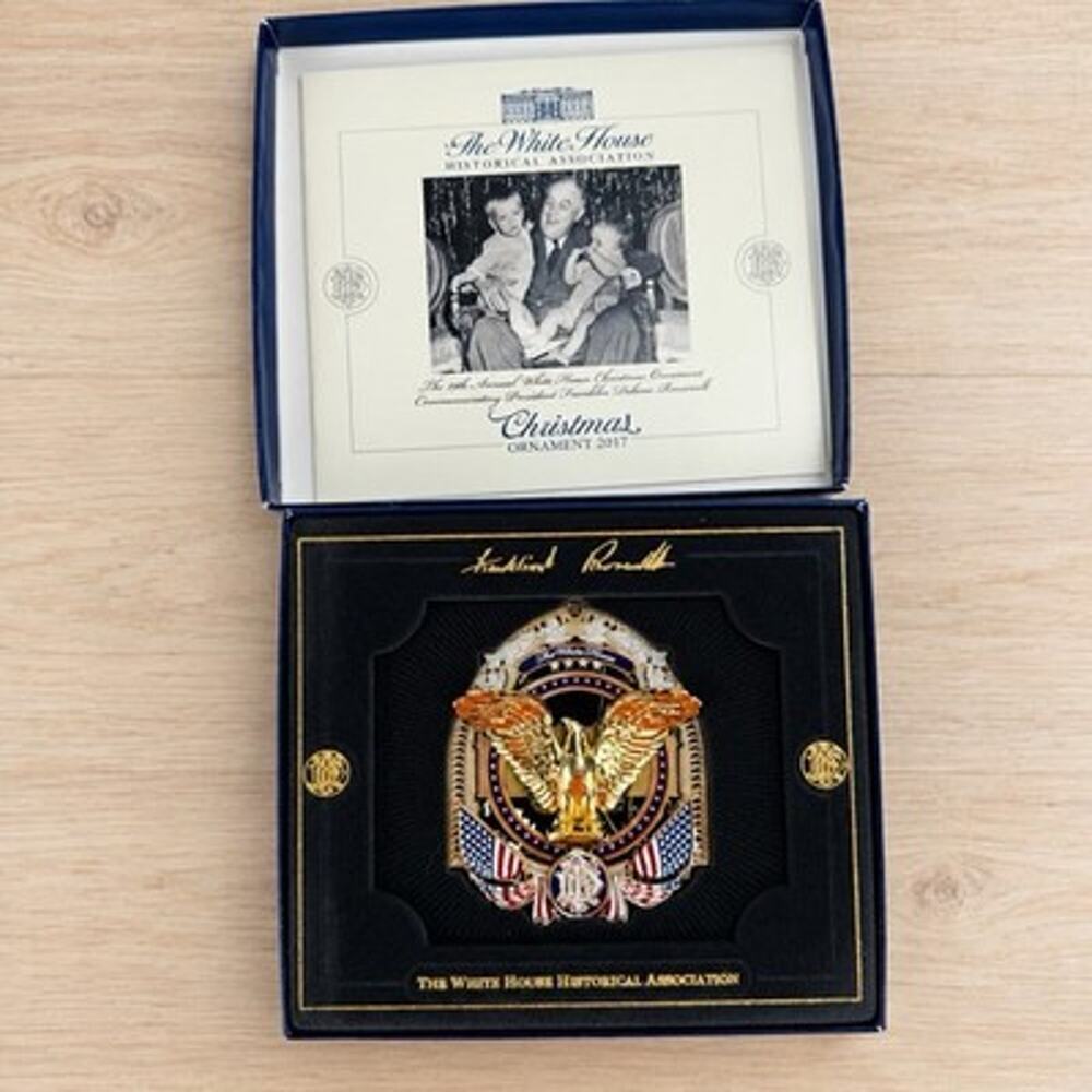 2017 White House Historical Association Christmas Ornament FDR Box & Booklet